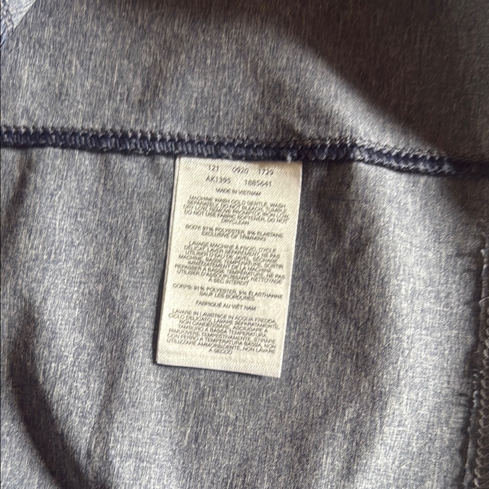 Elegant Sleeveless Gray Dress with Ruching - Picture 4 of 6